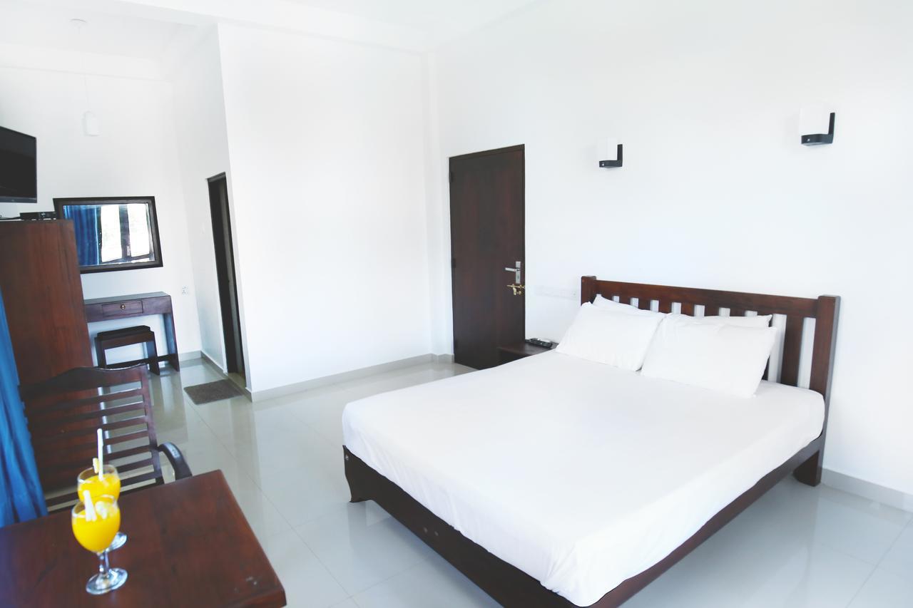 Kaminrich Cottage Matara Extérieur photo